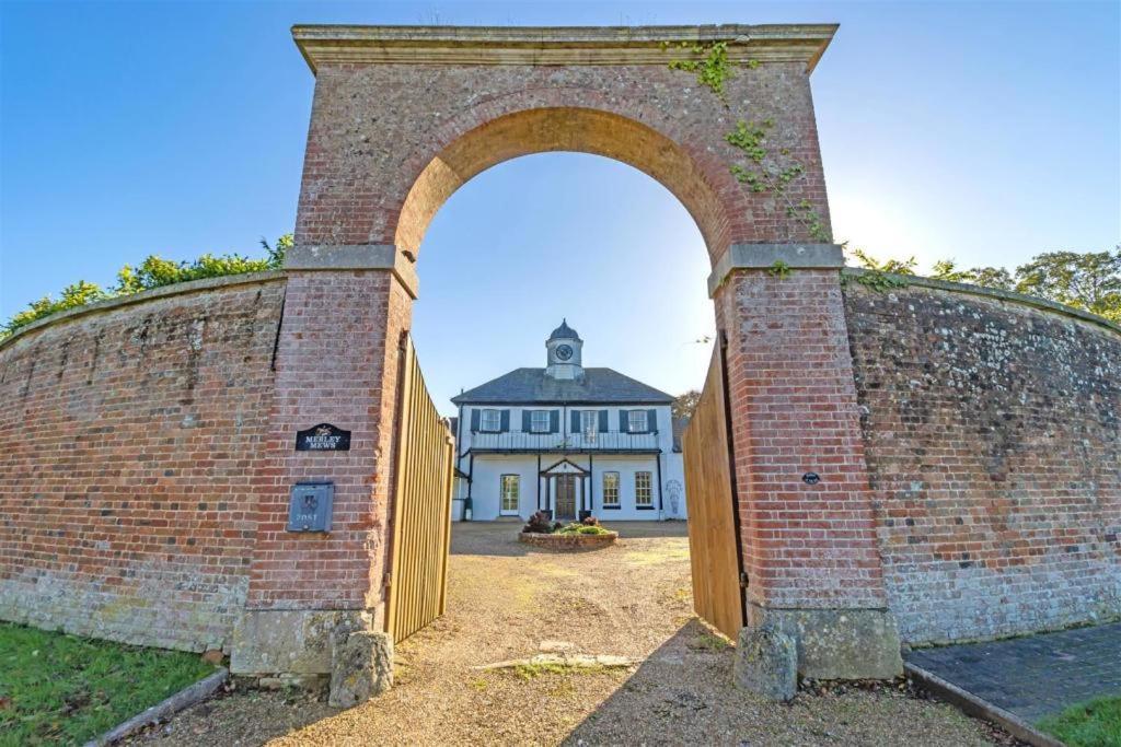 The Annex At Merley Mews プール エクステリア 写真
